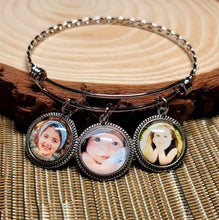 Cargar imagen en el visor de la galería, Pulseras Bangles con fotos
